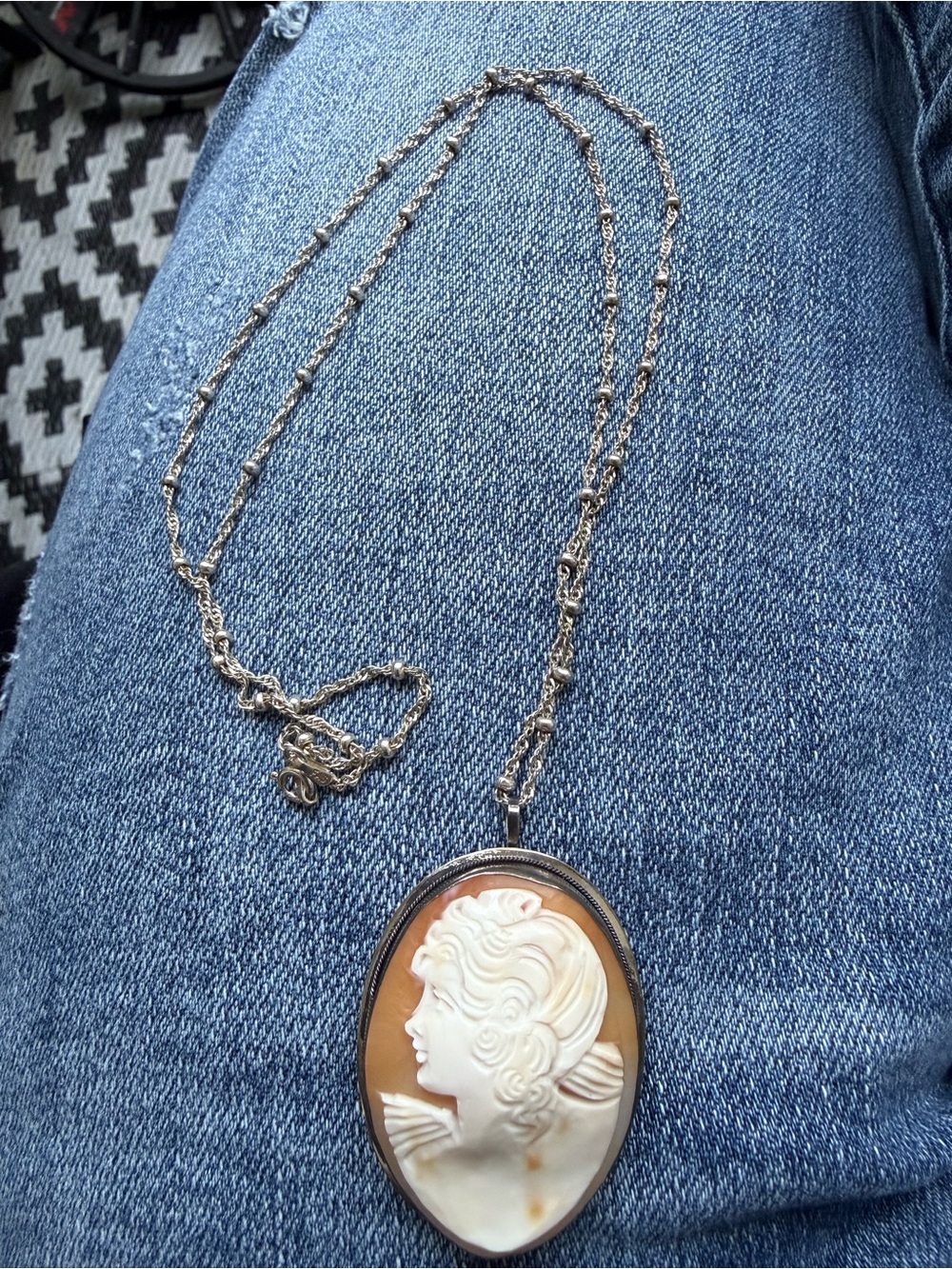 Vintage-Inspired White Cameo Pendant Necklace - Sterling Silver Chain - Picture 2 of 5